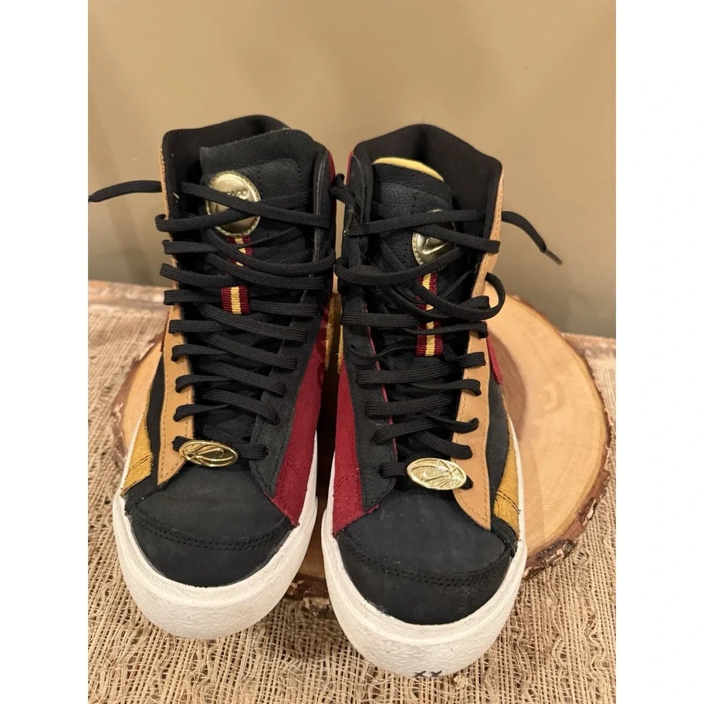 NIKE WOMEN'S BLAZER MID 77 QS DOROTHY GATERS Sz 7‎ Chicago